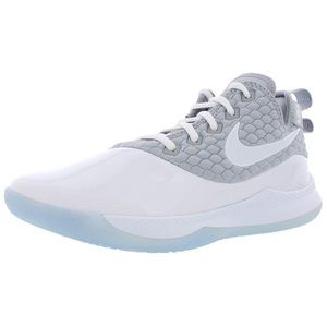 BNWOT LeBron Witness III PRM Men's Shoe.  12.5